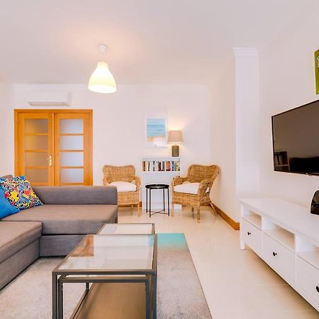 Al- Apartamentos Novos Vista Mar クアルテイラ エクステリア 写真