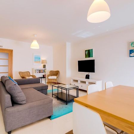 Al- Apartamentos Novos Vista Mar クアルテイラ エクステリア 写真