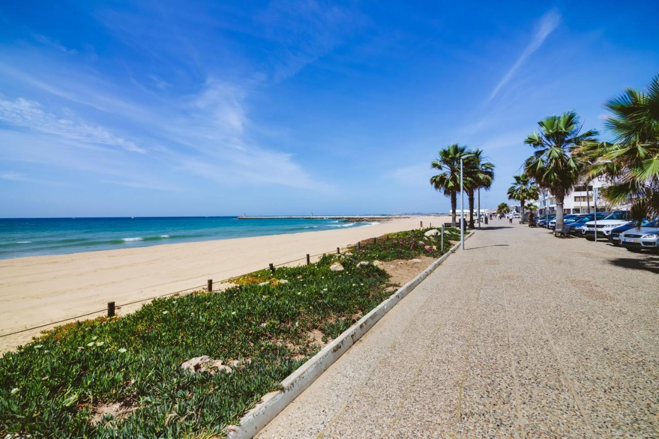 Al- Apartamentos Novos Vista Mar クアルテイラ エクステリア 写真