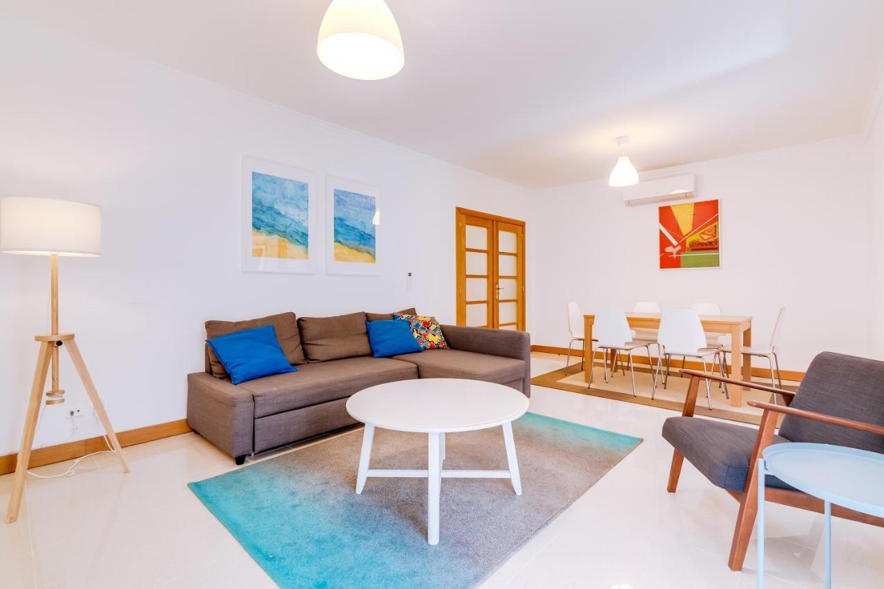 Al- Apartamentos Novos Vista Mar クアルテイラ エクステリア 写真