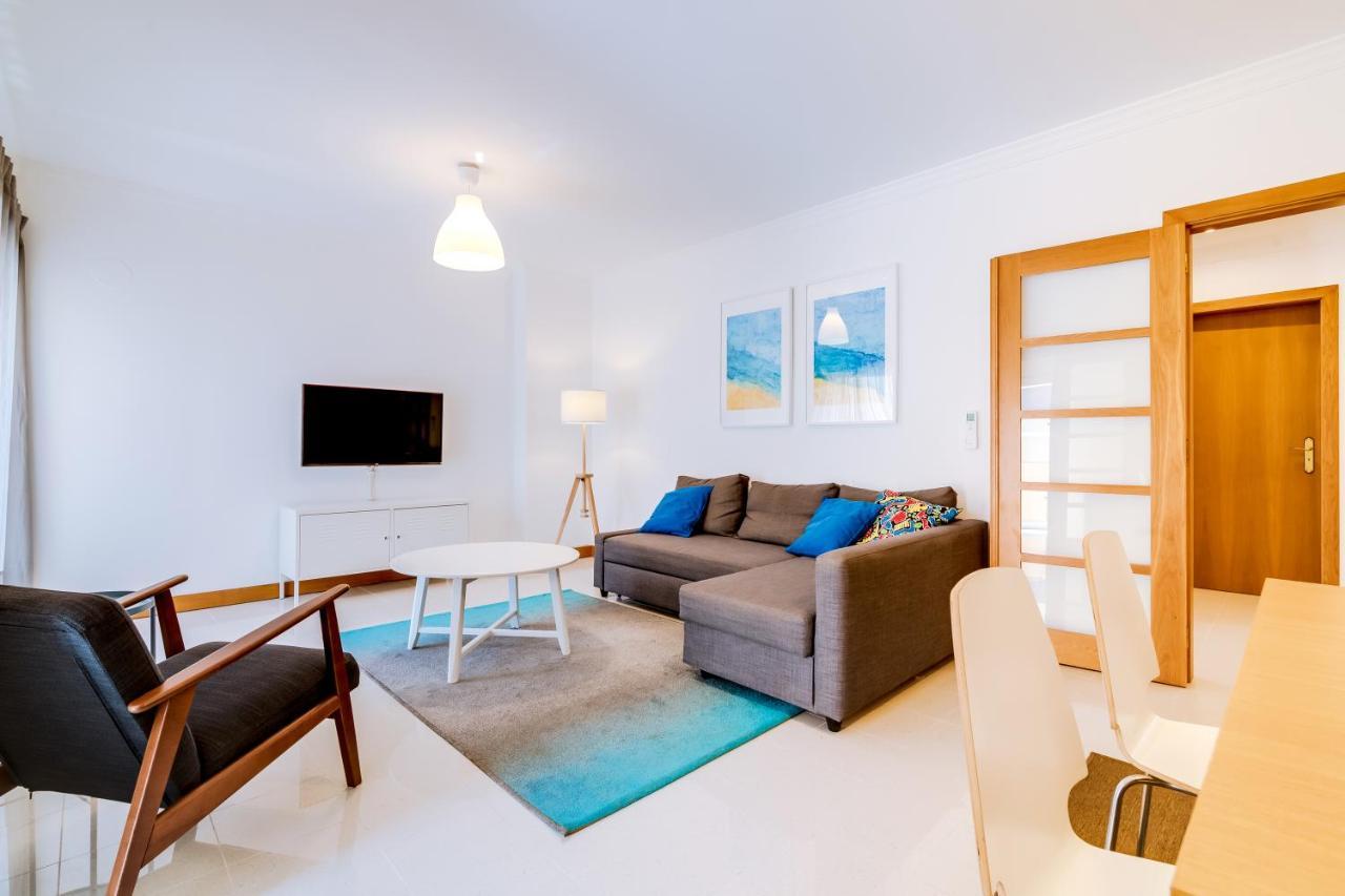 Al- Apartamentos Novos Vista Mar クアルテイラ エクステリア 写真